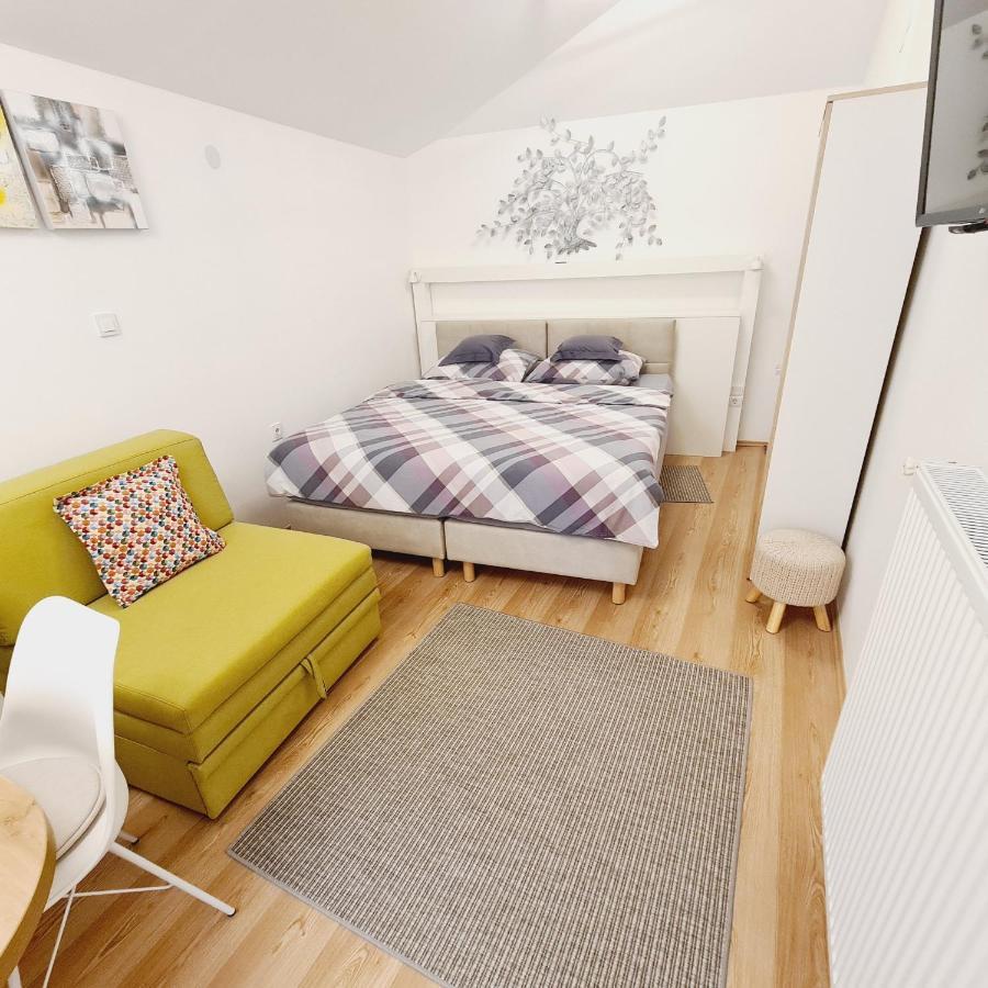 Cozy Studio Apartment Tian In Zagreb Exterior photo