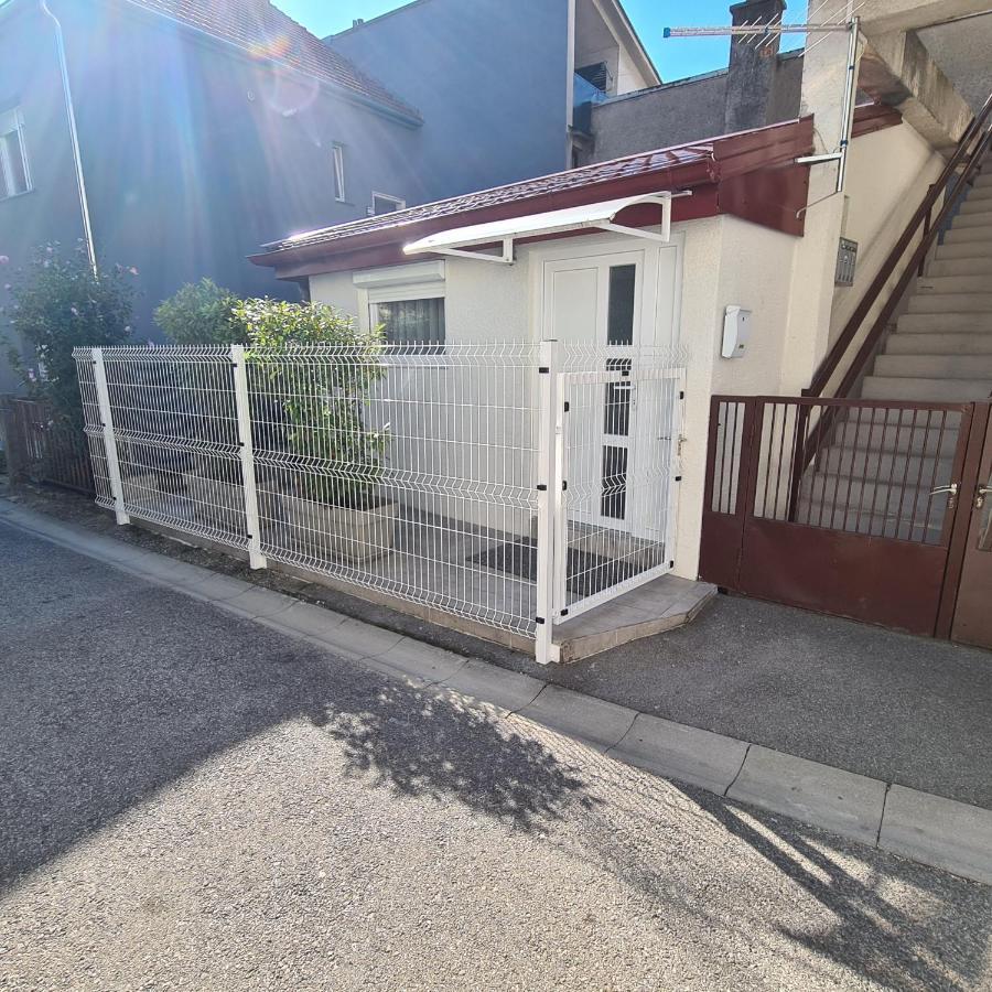 Cozy Studio Apartment Tian In Zagreb Exterior photo